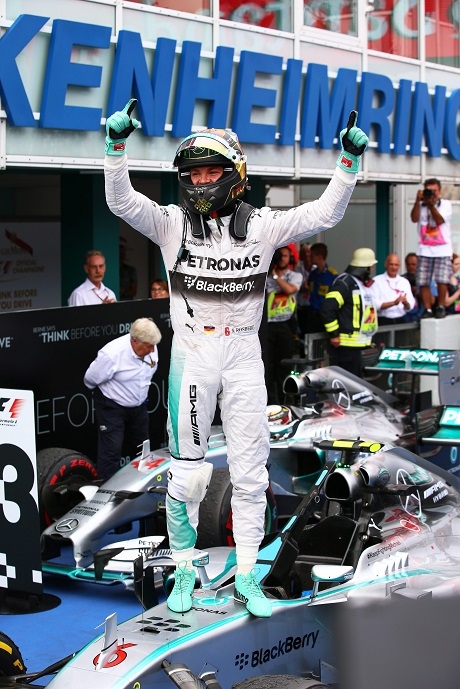 Нико Розберг спечели Гран при на Бразилия