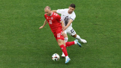 Словения - Дания 0:1,  "червения динамит" води на почивката с гол на Ериксен!
