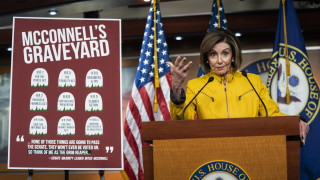 Председателят на Камарата на представители на САЩ Нанси Пелоси не