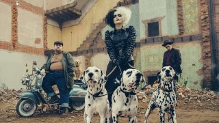 Първи поглед към Ема Стоун като Круела де Вил