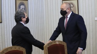 Румен Радев пред ИТН призова вариантът предсрочен вот да бъде оставен назад