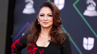 Глория Естефан е популярна с успешната си музикална кариера Още