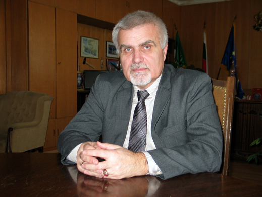 Денчо Бояджиев: Въпреки бюджетните ограничения,  запазваме  качеството и броя на общинските публични услуги