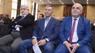 Новият мажоритарен собственик на Левски Георги Попов притежава 86 6 от