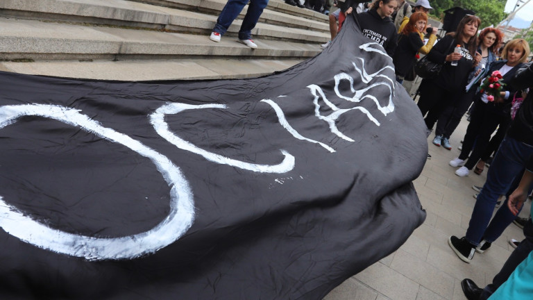 Пациентски организации искат оставката на Сачева