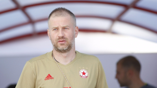 ЦСКА тренира под строгия поглед на Йорданеску (СНИМКИ)