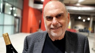 Бившият мениджър на английските Челси Уест Хям и Портсмут Аврам