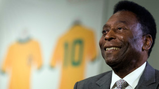 Смъртта на бразилската футболна легенда Пеле накара цялата нация да