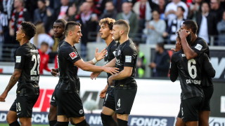 Капитанът на Айнтрахт Франкфурт няма да бъде на разположение на