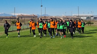 Хебър поднови занимания в Анталия Вчера следобед футболистите използваха свободния