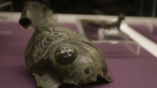 Преславското съкровище и откритото през 1972 г в каменен тайник