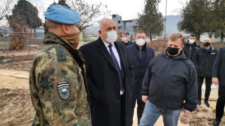 Борисов, Каракачанов и Ангелов разглеждат полигон „Корен“