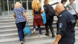  Десислава Иванчева влезе в болница с белезници 