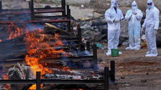 Жертвите на COVID 19 в Индия преминаха психологическата граница от 400