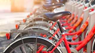 Пекин забрани новите споделени велосипеди заради хаос