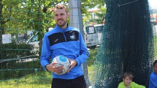 Наставникът на втория отбор на Пирин Манол Занев ще