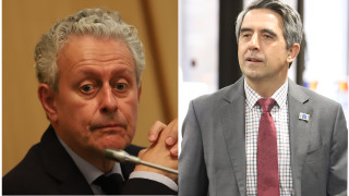 Заради спирането на часовника в пленарната зала и ситуацията на