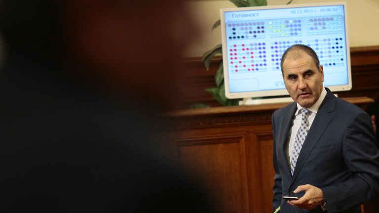 Цветанов се съмнява, че десебарите са твърдо зад решението на Радан Кънев