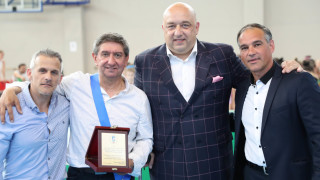 Министърът на младежта и спорта Красен Кралев удостои олимпийския шампион