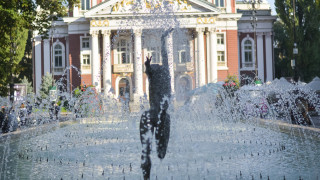 От днес започва поетапното пускане на градските фонтани в София