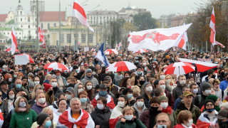 Десетки хиляди граждани на Беларус излязоха на протест в Минск