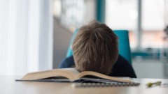 Българските ученици - демотивирани да изучават математика и природни науки