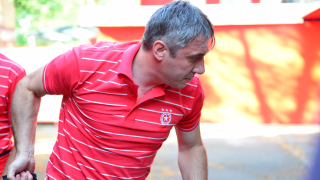 Адалберт Зафиров бе капитан на отбора донесъл последния златен дубъл