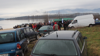 Отделни протести на рибари срещу ВЕЦ и бракониерството