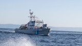  Гърция избави близо 500 мигранти от ръждясала рибарска лодка 
