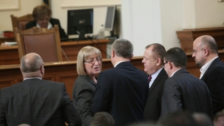 Идеята за нов обществен договор между политици и граждани обедини депутати