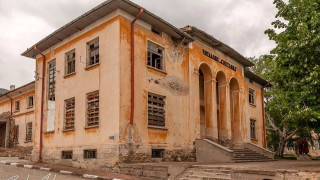 Министерството на културата не е отговорно за състоянието на читалище