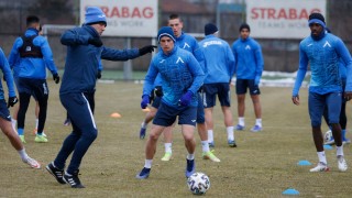 Всички футболисти на Левски се включиха пълноценно в днешната първа