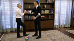 Захвана се здраво за работа: Бербатов инициира диалог между държавата и спорта