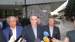 Полицейското насилие не трябва по никакъв начин да се поощрява