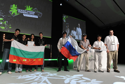 Българи с престижна награда от най-голямото IT състезание