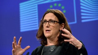 Европейският съюз подготвя твърд отговор на заплахата за въвеждане на