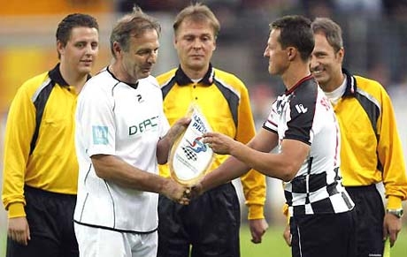 Пак играха футбол преди Гран при на Германия