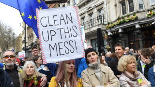 Повече от 5 млн души искат отмяна на Брекзит Това