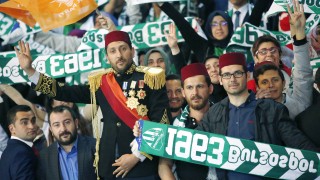 Еродган се завръща начело на управляващата партия в Турция 