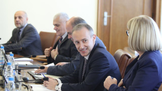 Преводи на документи от чужбина ще се заверяват от нотариуси в България