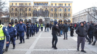 СО с втора заповед прекрати Луковмарш, не запалиха факлите