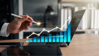 В продължение на години инвестирането се асоциираше основно с три