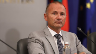 Бившият енергиен министър ще съди премиера Денков