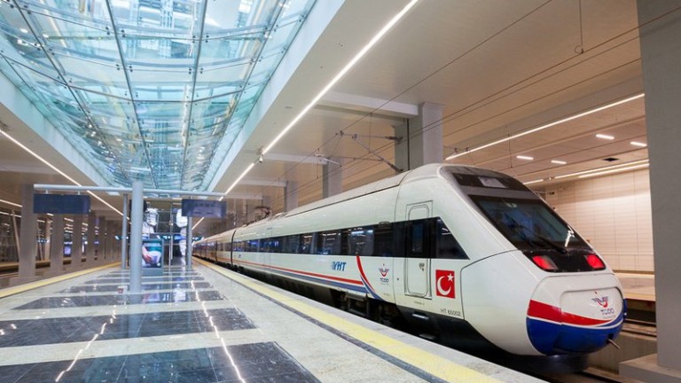 Турция пуска високоскоростни влакове до 41 града