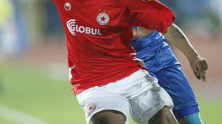 Гаджев аут от групата за Гент