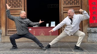 Председателят на Българската федерация по таекуондо Слави Бинев беше избран