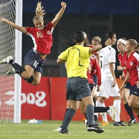 Норвегия на четвъртфинал по футбол за жени
