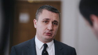 Александър Николов: Не е постъпвало официално искане да плащаме газа с рубли