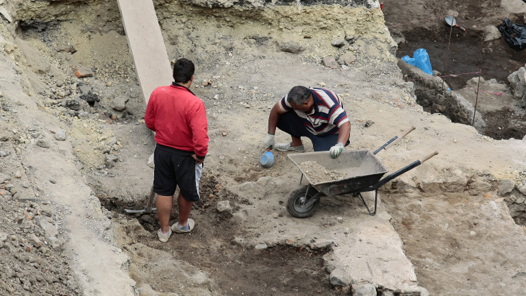 Бетонираха археологически находки в Пловдив