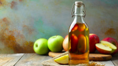 Ябълковият оцет - съставката, която липсва на косата ни